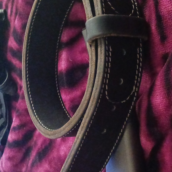 Dog Collar - Picture 3 of 5